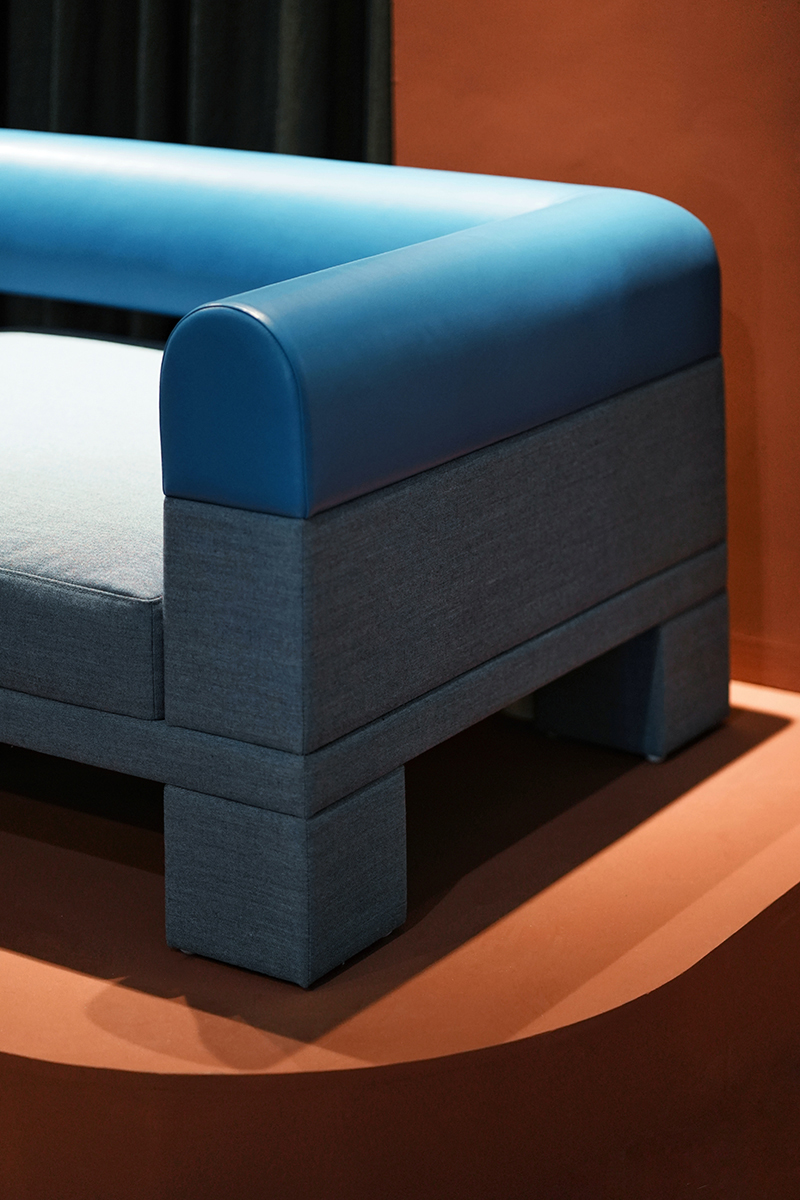 FANG FANG FANG THREE SEATER